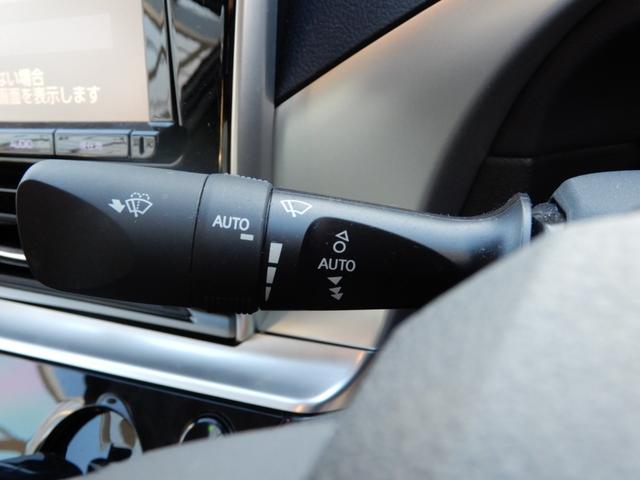 MIRAI ベースグレード ブラックレザー 改良型後期モデル 9インチナビ フルセグ ブルートゥース バックモニター セーフティーセンス オートハイビーム ブライドモニター ハンドルシートヒーター ETC プッシュスタート(22枚目)