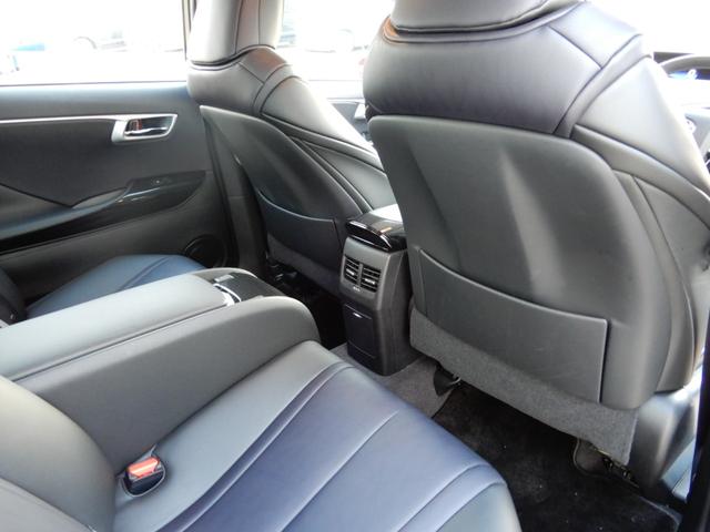 MIRAI ベースグレード ブラックレザー 改良型後期モデル 9インチナビ フルセグ ブルートゥース バックモニター セーフティーセンス オートハイビーム ブライドモニター ハンドルシートヒーター ETC プッシュスタート(38枚目)