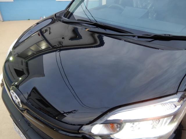 シエンタ ハイブリッドＸ　７人乗り　登録済み未使用車　セーフティーセンス　オートハイビーム　コーナーセンサー　ＬＥＤヘッド　スマートキー　アダプティブクルーズコントロール（5枚目）