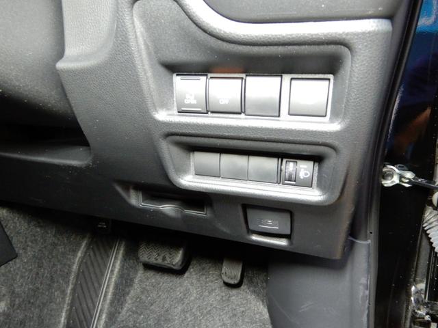 シエンタ ハイブリッドＸ　７人乗り　登録済み未使用車　セーフティーセンス　オートハイビーム　コーナーセンサー　ＬＥＤヘッド　スマートキー　アダプティブクルーズコントロール（12枚目）