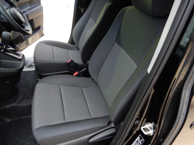 シエンタ ハイブリッドＸ　７人乗り　登録済み未使用車　セーフティーセンス　オートハイビーム　コーナーセンサー　ＬＥＤヘッド　スマートキー　アダプティブクルーズコントロール（28枚目）