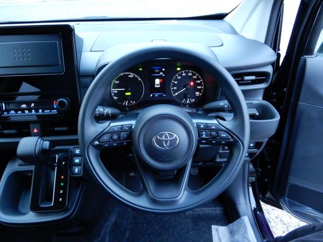 シエンタ ハイブリッドＸ　７人乗り　登録済み未使用車　セーフティーセンス　オートハイビーム　コーナーセンサー　ＬＥＤヘッド　スマートキー　アダプティブクルーズコントロール（30枚目）