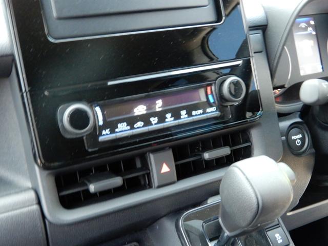 シエンタ ハイブリッドＸ　７人乗り　登録済み未使用車　セーフティーセンス　オートハイビーム　コーナーセンサー　ＬＥＤヘッド　スマートキー　アダプティブクルーズコントロール（34枚目）