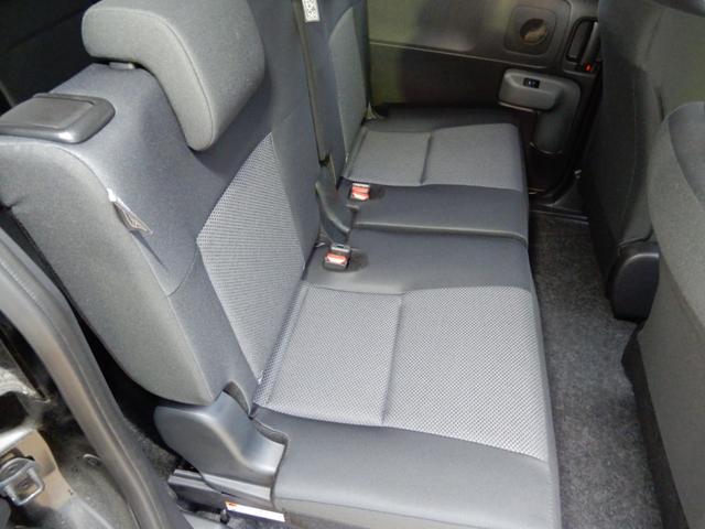 シエンタ ハイブリッドＸ　７人乗り　登録済み未使用車　セーフティーセンス　オートハイビーム　コーナーセンサー　ＬＥＤヘッド　スマートキー　アダプティブクルーズコントロール（41枚目）