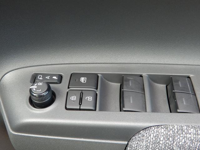 シエンタ ハイブリッドＺ　５人乗り　純正１０インチディスプレイオーディオ　フルセグ　ブルートゥース　バックモニター　プッシュスタート　両側電動スライド　ＥＴＣ　セーフティーセンス　オートライト　ドライブレコーダー　ＥＴＣ（31枚目）