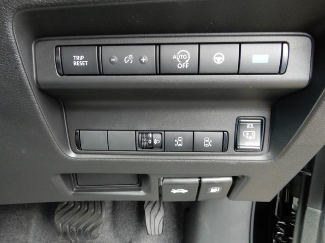 セレナ ハイウェイスターＶ　アラウンドビューモニター　プロパイロット　エマージェンシーブレーキ　両側電動スライド　プッシュスタート　スマートキー　電子パーキング　ＬＥＤヘッドライト（6枚目）