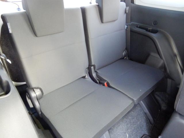 シエンタ ハイブリッドG 7人乗り パノラミックビューモニター フルセグ ブルートゥース 前後ドラレコ LEDヘッド セーフティーセンス オートハイビーム 両側パワースライド ETC(42枚目)