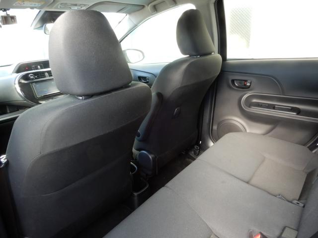 アクア Ｓスタイルブラック　ＳＤナビ　フルセグ　ブルートゥース　バックモニター　ＥＴＣ　ドライブレコーダー　セーフティセンス　プッシュスタート　スマートキー　キーレスエントリー　電動格納ミラー　オートライト（50枚目）