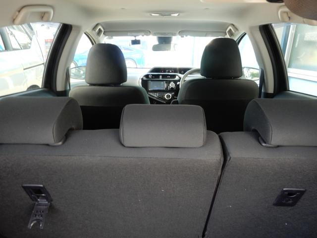 アクア Ｓスタイルブラック　ＳＤナビ　フルセグ　ブルートゥース　バックモニター　ＥＴＣ　ドライブレコーダー　セーフティセンス　プッシュスタート　スマートキー　キーレスエントリー　電動格納ミラー　オートライト（52枚目）