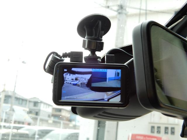 セレナ ハイウェイスター　Ｖセレクション　プロパイロット　電子パーキング　後席フリップモニター　両側パワースライド　９インチＳＤナビ　フルセグ　ブルートゥース　アラウンドビューモニター　エマージェンシーブレーキ（7枚目）