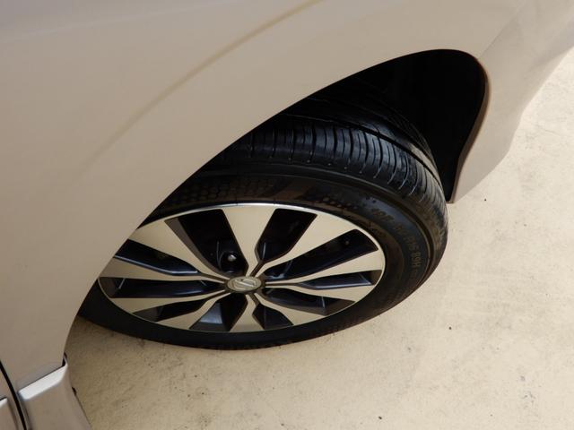 セレナ ハイウェイスター　Ｖセレクション　プロパイロット　電子パーキング　後席フリップモニター　両側パワースライド　９インチＳＤナビ　フルセグ　ブルートゥース　アラウンドビューモニター　エマージェンシーブレーキ（10枚目）