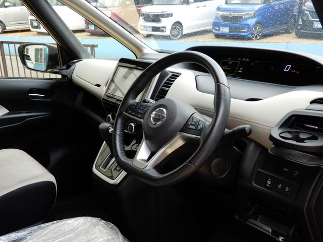 セレナ ハイウェイスター　Ｖセレクション　プロパイロット　電子パーキング　後席フリップモニター　両側パワースライド　９インチＳＤナビ　フルセグ　ブルートゥース　アラウンドビューモニター　エマージェンシーブレーキ（39枚目）