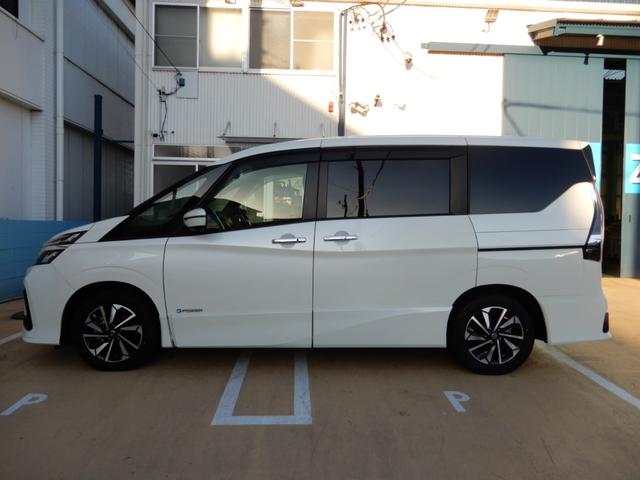 セレナ e-パワー ハイウェイスターV 後席フリップモニター 10インチナビ プロパイロット 電子パーキング アラウンドビューモニター ドライブレコーダ 両側パワースライド フルセグ ブルートゥース ETC コーナーセンサー LEDヘッド(17枚目)