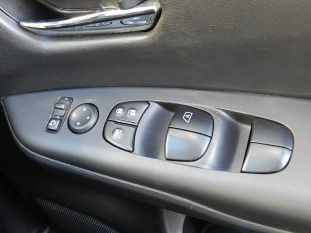 セレナ e-パワー ハイウェイスターV 後席フリップモニター 10インチナビ プロパイロット 電子パーキング アラウンドビューモニター ドライブレコーダ 両側パワースライド フルセグ ブルートゥース ETC コーナーセンサー LEDヘッド(26枚目)