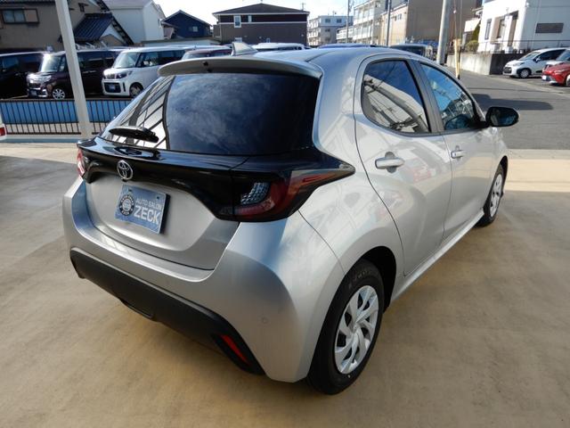 ヤリス Ｇ　純正ディスプレイオーディオ　ナビ機能　フルセグ　ブルートゥース　バックモニター　セーフティーセンス　ＬＥＤヘッドライト　プッシュスタート　スマートキー　オートライト　クルーズコントロール（16枚目）