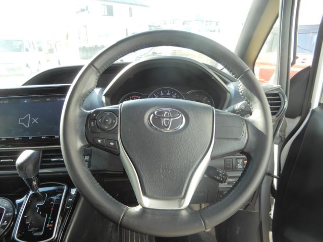 ノア Si 両側電動スライド 後席フリップモニター 9インチ純正ナビ フルセグ ブルートゥース バックモニター セーフティーセンス クリアランスソナー プッシュスタート スマートキー ETC ドライブレコーダー(25枚目)