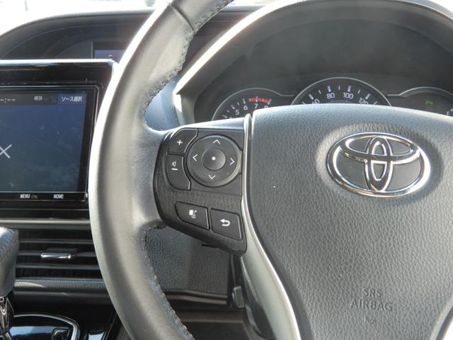 ノア Si 両側電動スライド 後席フリップモニター 9インチ純正ナビ フルセグ ブルートゥース バックモニター セーフティーセンス クリアランスソナー プッシュスタート スマートキー ETC ドライブレコーダー(26枚目)