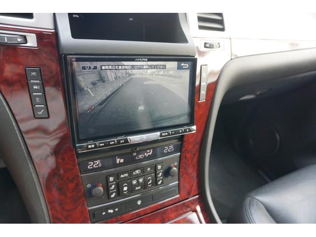 キャデラックエスカレード クライメイトＰＫＧ　新車並行　黒革シート　サンルーフ　社外ナビ　フルセグＴＶ　バックカメラ　　Ｂｌｕｅｔｏｏｔｈ　パワーバックドア　ＥＴＣ　純正２２インチＡＷ　ＣＲＯＳＳマフラー　１ＮＯ登録　ドライブレコーダー（12枚目）