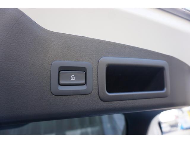 ＭＡＺＤＡ３ファストバック １５Ｓ　ブラックセレクション　１オーナー　禁煙車　純正１０．２５インチ　フルセグＴＶ　３６０度ビューモニター　スマホ連携　Ｂｌｕｅｔｏｏｔｈ　ＥＴＣ　ＨＵＤ　パワーシート　シートヒーター　前後ドライブレコーダー　純正１８インチＡＷ（29枚目）