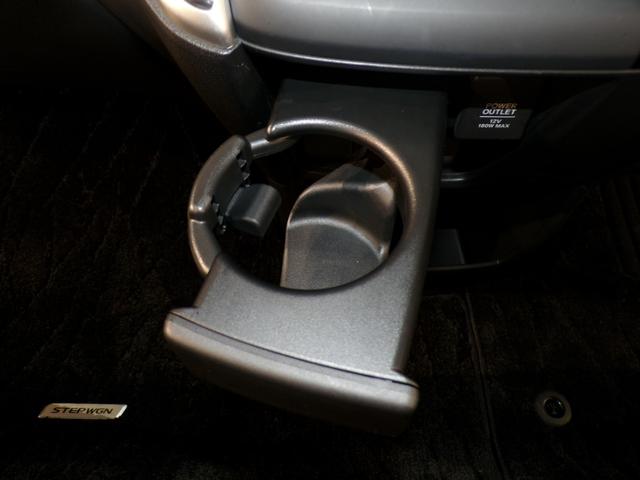 ステップワゴンスパーダ ｅ：ＨＥＶスパーダＧ・ＥＸホンダセンシング　Ｂｌｕｅｔｏｏｔｈ接続シートヒーター両側電動スライドドアドラレコＥＴＣインターナビフルセグＴＶ純正アルミホイールスマートキー　エアバック　地デジ　クルコン　サイドエアバッグ　シ－トヒ－タ－　スマキー（35枚目）