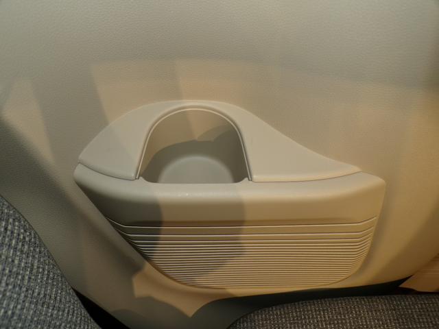 Ｎ－ＢＯＸ Ｇ・Ｌホンダセンシング　Ｂｌｕｅｔｏｏｔｈ接続シートヒーター片側電動スライドドアドラレコＥＴＣインターナビフルセグＴＶスマートキー　レーダブレーキ　Ｓヒータ　Ａストップ　カーテンエアバック　禁煙　ＥＳＣ　キーフリーシステム（32枚目）