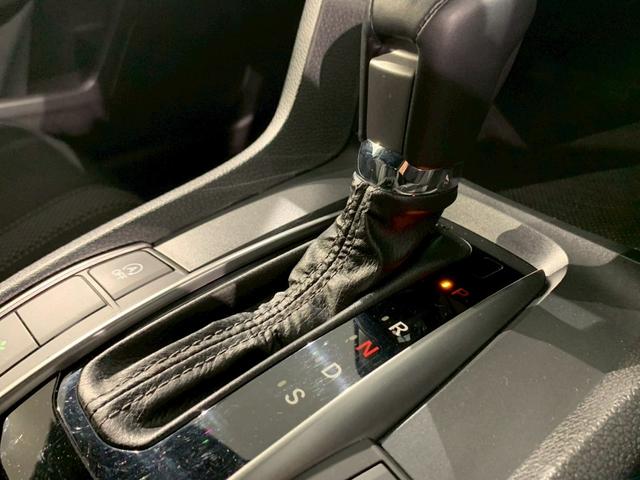 シビック ハッチバック AW 電動シート シートヒーター 追突軽減ブレーキ 盗難防止装置 横滑防止 禁煙車両 LEDライト フルセグTV スマートキー AAC ナビ・TV サイドカーテンエアバック ETC オートクルーズ(40枚目)