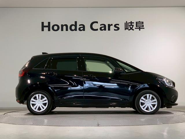 フィット e:HEVホーム ホンダセンシング メモリナビ ETC 前後誤発進抑制機能 クリソナ 助手席エアバッグ 運転席エアバッグ アイドリングストップ 禁煙 LEDライト バックカメラ ABS サイドエアバッグ スマートキー(36枚目)