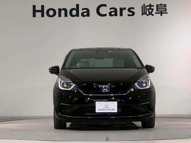 フィット e:HEVホーム ホンダセンシング メモリナビ ETC 前後誤発進抑制機能 クリソナ 助手席エアバッグ 運転席エアバッグ アイドリングストップ 禁煙 LEDライト バックカメラ ABS サイドエアバッグ スマートキー(38枚目)