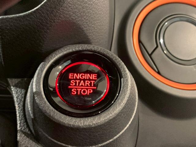 N-ONE RS 6MT フルセグTV メモリナビ DVD cD シートヒーター サイドカーテンエアバック 記録簿 禁煙 クリアランスソナー 横滑り防止機能 インテリキー ETC付き AAC オートクルーズコントロール(17枚目)