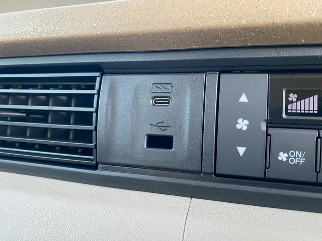 N-BOX ファッションスタイル 電動スライドドア シートヒーター 届け出済み未使用車 禁煙 ソナー 盗難防止装置 スマートキ LEDランプ 両側スライドドア バックモニター サイドカーテンエアバック クルコン パワーステアリング(6枚目)