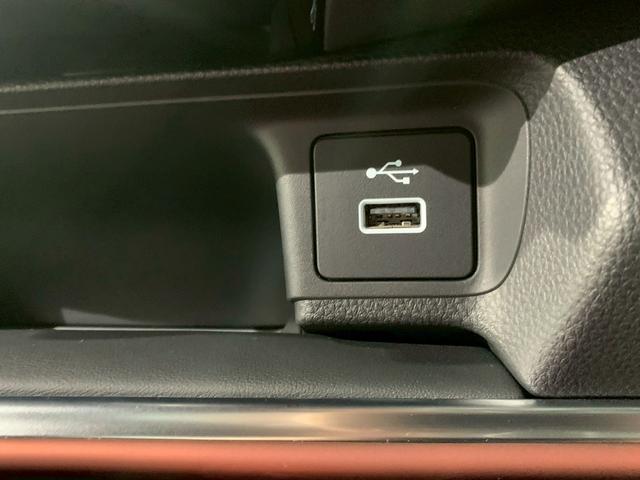 ヴェゼル ｅ：ＨＥＶＰＬａＹ　パノラマルーフ　ドラレコ　シートヒーター　衝突被害軽減ブレーキ　カーテンエアバッグ　盗難防止装置　アイドルストップ　Ｐセンサー　ＡＢＳ　ＥＳＣ　フルオートエアコン　リアカメラ　エアバッグ　禁煙　ＥＴＣ（15枚目）