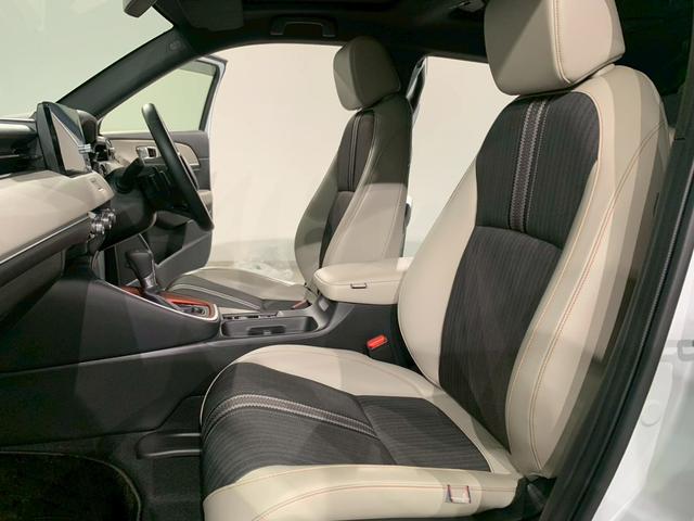 ヴェゼル ｅ：ＨＥＶＰＬａＹ　パノラマルーフ　ドラレコ　シートヒーター　衝突被害軽減ブレーキ　カーテンエアバッグ　盗難防止装置　アイドルストップ　Ｐセンサー　ＡＢＳ　ＥＳＣ　フルオートエアコン　リアカメラ　エアバッグ　禁煙　ＥＴＣ（22枚目）