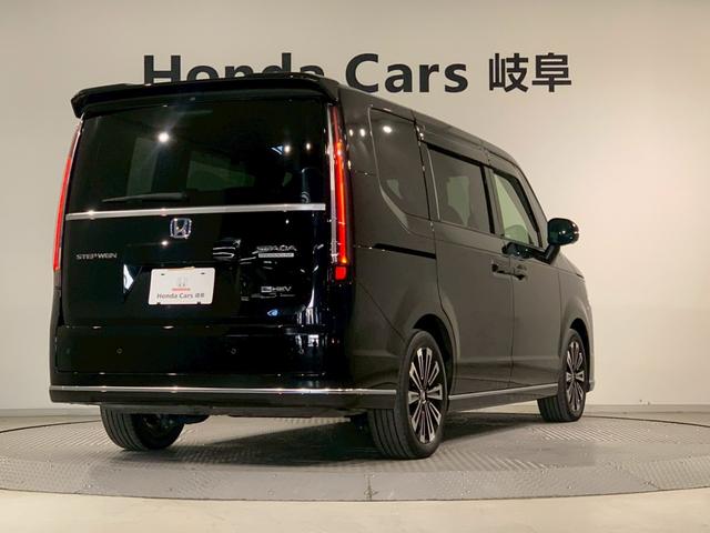 ステップワゴン ｅ：ＨＥＶスパーダプレミアムライン　両側電動スライドドア　ドラレコ　シートヒーター　電動リアゲート　マルチカメラ　Ｐテールゲート　両側自動ドア　Ｆセグ　クリアランスソナ　クルーズＣ　助手席エアバッグ　スマートＫ　シ－トヒ－タ－　ＡＢＳ（2枚目）