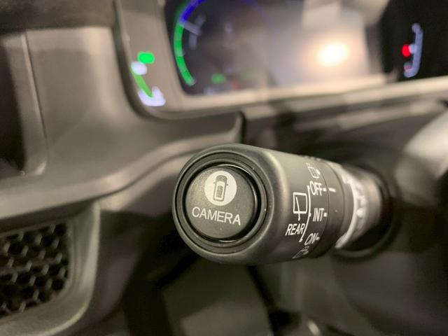 ステップワゴン ｅ：ＨＥＶスパーダプレミアムライン　両側電動スライドドア　ドラレコ　シートヒーター　電動リアゲート　マルチカメラ　Ｐテールゲート　両側自動ドア　Ｆセグ　クリアランスソナ　クルーズＣ　助手席エアバッグ　スマートＫ　シ－トヒ－タ－　ＡＢＳ（13枚目）