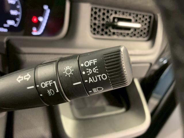 ステップワゴン ｅ：ＨＥＶスパーダプレミアムライン　両側電動スライドドア　ドラレコ　シートヒーター　電動リアゲート　マルチカメラ　Ｐテールゲート　両側自動ドア　Ｆセグ　クリアランスソナ　クルーズＣ　助手席エアバッグ　スマートＫ　シ－トヒ－タ－　ＡＢＳ（14枚目）