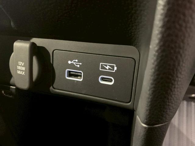 ステップワゴン ｅ：ＨＥＶスパーダプレミアムライン　両側電動スライドドア　ドラレコ　シートヒーター　電動リアゲート　マルチカメラ　Ｐテールゲート　両側自動ドア　Ｆセグ　クリアランスソナ　クルーズＣ　助手席エアバッグ　スマートＫ　シ－トヒ－タ－　ＡＢＳ（19枚目）