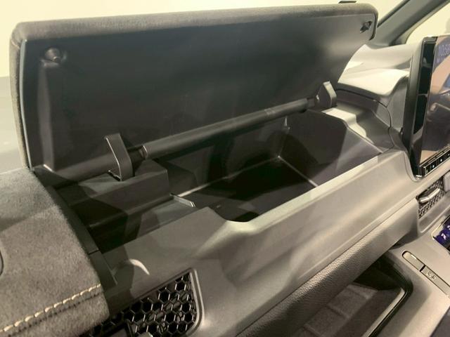 ステップワゴン ｅ：ＨＥＶスパーダプレミアムライン　両側電動スライドドア　ドラレコ　シートヒーター　電動リアゲート　マルチカメラ　Ｐテールゲート　両側自動ドア　Ｆセグ　クリアランスソナ　クルーズＣ　助手席エアバッグ　スマートＫ　シ－トヒ－タ－　ＡＢＳ（25枚目）