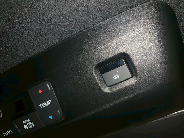 ステップワゴン ｅ：ＨＥＶスパーダプレミアムライン　両側電動スライドドア　ドラレコ　シートヒーター　電動リアゲート　マルチカメラ　Ｐテールゲート　両側自動ドア　Ｆセグ　クリアランスソナ　クルーズＣ　助手席エアバッグ　スマートＫ　シ－トヒ－タ－　ＡＢＳ（40枚目）