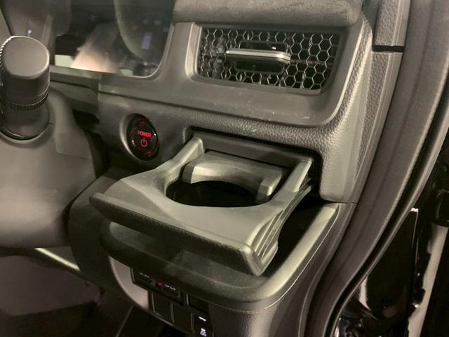 ステップワゴン ｅ：ＨＥＶスパーダプレミアムライン　両側電動スライドドア　ドラレコ　シートヒーター　電動リアゲート　マルチカメラ　Ｐテールゲート　両側自動ドア　Ｆセグ　クリアランスソナ　クルーズＣ　助手席エアバッグ　スマートＫ　シ－トヒ－タ－　ＡＢＳ（43枚目）