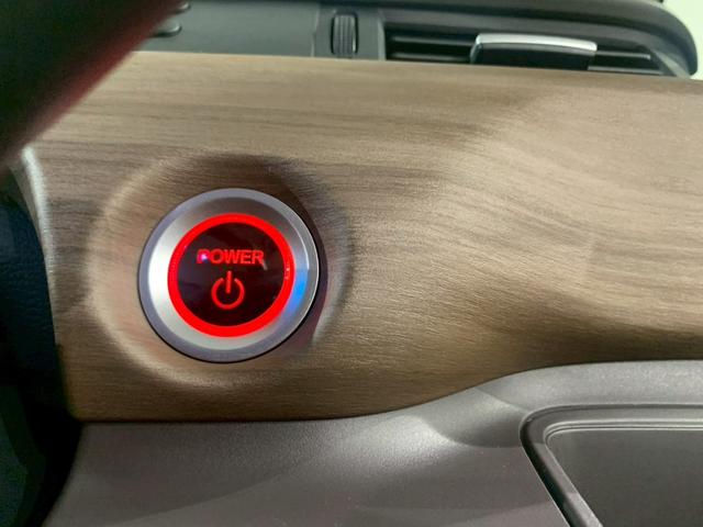 フリードハイブリッド ハイブリッド・Ｇホンダセンシング　両側電動スライドドア　シートヒーター　メモリナビ　軽減ブレーキ　キーフリーシステム　ＤＶＤ再生可能　サイドカーテンエアバック　ＥＣＯＮ　後カメラ　Ａクルーズ　地デジフルセグＴＶ　ＬＥＤヘッドランプ（16枚目）