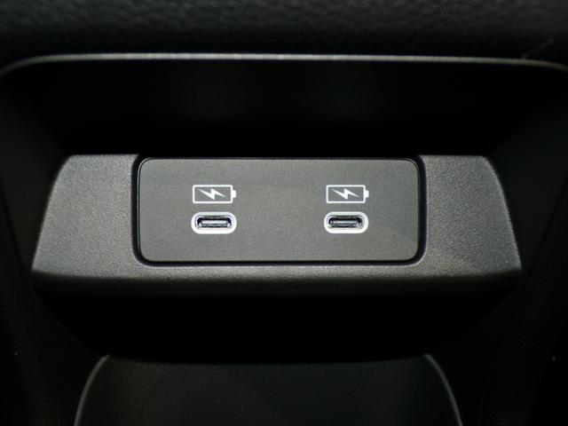 ヴェゼル ｅ：ＨＥＶＺ　Ｂｌｕｅｔｏｏｔｈ接続電動リアゲートシートヒーターワイヤレス充電器ドラレコＥＴＣインターナビフルセグＴＶ純正アルミホイールスマートキー　衝突回避支援ブレーキ機能　スマキ　Ｐトランク　フルオートエアコン（17枚目）