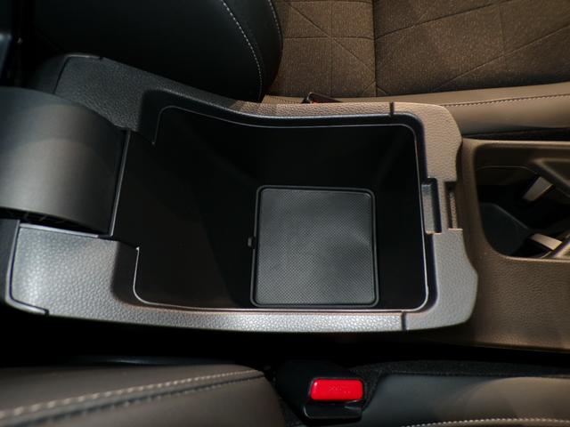 ヴェゼル ｅ：ＨＥＶＺ　Ｂｌｕｅｔｏｏｔｈ接続電動リアゲートシートヒーターワイヤレス充電器ドラレコＥＴＣインターナビフルセグＴＶ純正アルミホイールスマートキー　衝突回避支援ブレーキ機能　スマキ　Ｐトランク　フルオートエアコン（28枚目）