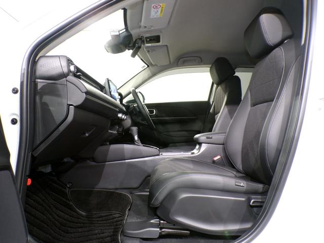 ヴェゼル ｅ：ＨＥＶＺ　Ｂｌｕｅｔｏｏｔｈ接続電動リアゲートシートヒーターワイヤレス充電器ドラレコＥＴＣインターナビフルセグＴＶ純正アルミホイールスマートキー　衝突回避支援ブレーキ機能　スマキ　Ｐトランク　フルオートエアコン（38枚目）