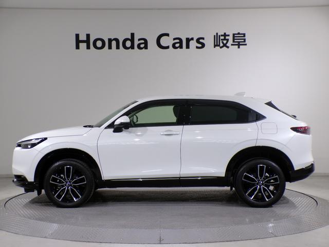 ヴェゼル ｅ：ＨＥＶＺ　Ｂｌｕｅｔｏｏｔｈ接続電動リアゲートシートヒーターワイヤレス充電器ドラレコＥＴＣインターナビフルセグＴＶ純正アルミホイールスマートキー　衝突回避支援ブレーキ機能　スマキ　Ｐトランク　フルオートエアコン（50枚目）