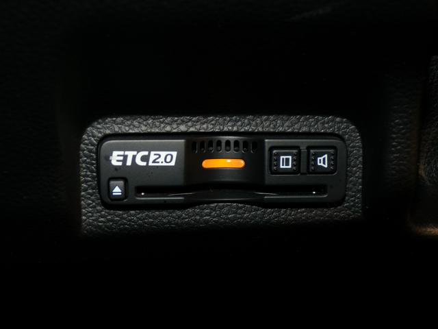 ヴェゼル ｅ：ＨＥＶＰＬａＹ　Ｂｌｕｅｔｏｏｔｈ接続全周囲カメラ電動リアゲートシートヒーターワイヤレス充電器ドラレコＥＴＣインターナビフルセグＴＶ純正アルミホイールスマートキー　衝突被害軽減ブレーキ　カーテンエアバッグ　Ｐセンサー（16枚目）