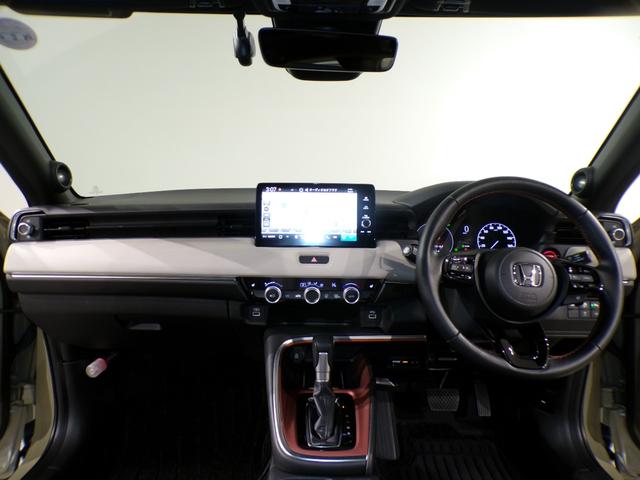 ヴェゼル ｅ：ＨＥＶＰＬａＹ　Ｂｌｕｅｔｏｏｔｈ接続全周囲カメラ電動リアゲートシートヒーターワイヤレス充電器ドラレコＥＴＣインターナビフルセグＴＶ純正アルミホイールスマートキー　衝突被害軽減ブレーキ　カーテンエアバッグ　Ｐセンサー（19枚目）