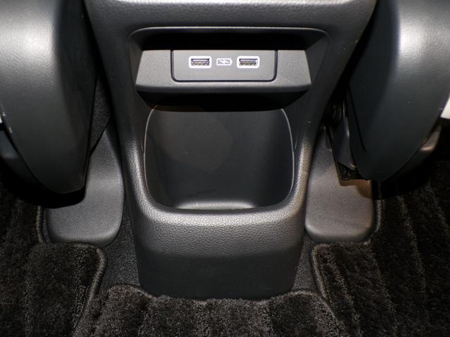 ヴェゼル ｅ：ＨＥＶＰＬａＹ　Ｂｌｕｅｔｏｏｔｈ接続全周囲カメラ電動リアゲートシートヒーターワイヤレス充電器ドラレコＥＴＣインターナビフルセグＴＶ純正アルミホイールスマートキー　衝突被害軽減ブレーキ　カーテンエアバッグ　Ｐセンサー（34枚目）