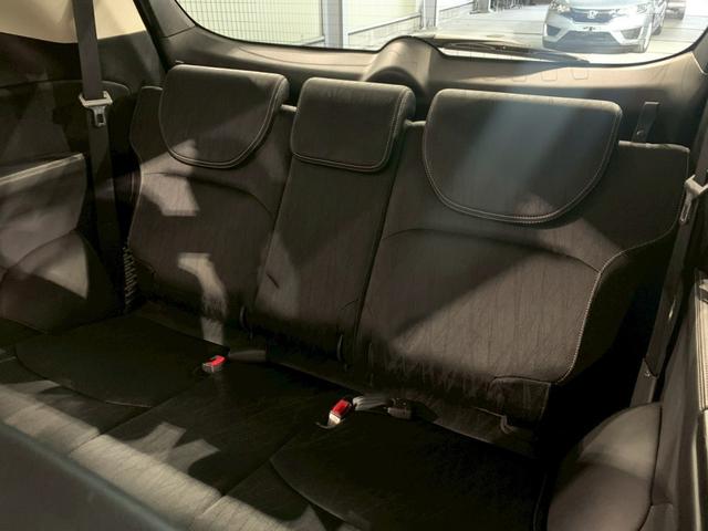 オデッセイ アブソルート　フルセグＴＶ　リアモニター　３列シート　両側電動スライドドア　スマートキー＆プッシュスタート　盗難防止　クルーズＣ　リアカメラ　ＥＴＣ装備　ナビＴＶ　ＬＥＤヘッドランプ　運転席エアバック　ＤＶＤ視聴（24枚目）