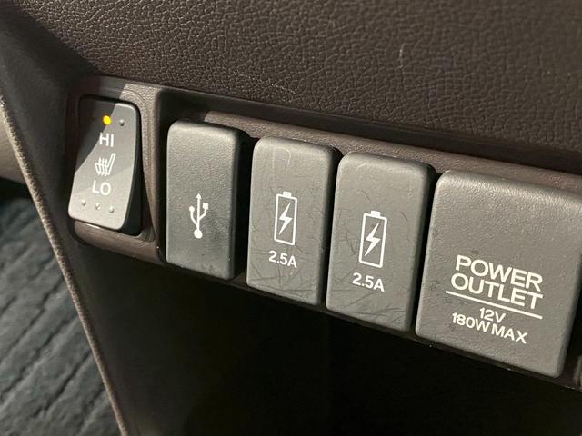 N-ONE セレクト HID CD ドラレコ 禁煙 イモビ スマートキー・プッシュスタート 横滑防止 前席シートヒーター パワーウインドウ キーレススタートシステム リヤカメラ Wエアバッグ エアコン エアバッグ ETC(17枚目)