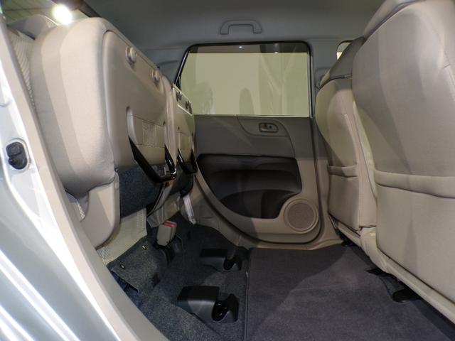 N-ONE G スマートキーCD Sキー オ-トエアコン メンテナンスノート 後カメラ 禁煙 アイドリングストップ機能 イモビライザ 横滑防止 キーレス 運転席エアバック 運転席助手席エアバック ABS PW PS(32枚目)